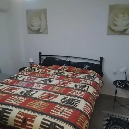 Relax In The City Center 1 Apartment